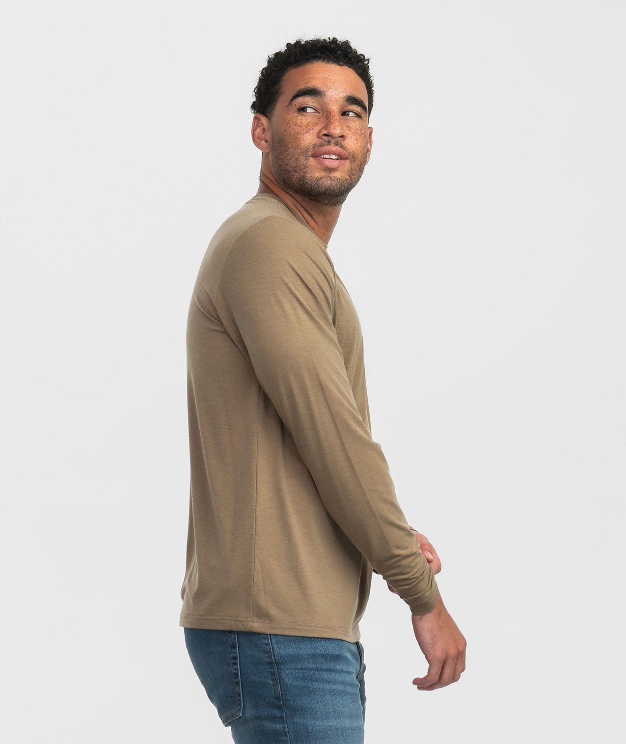 Max Comfort Pocket Tee LS - Caribou - Image 2