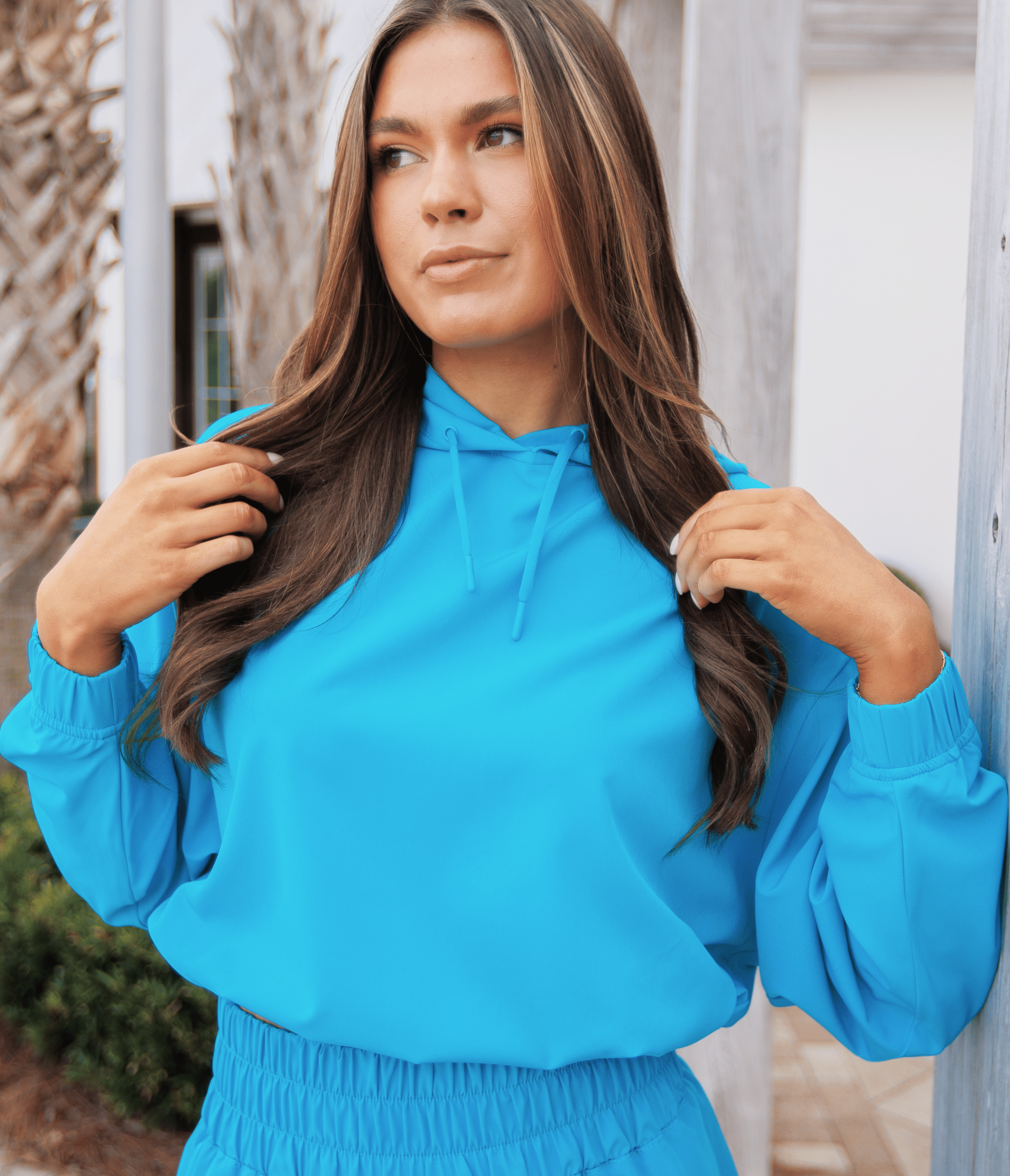 SSCO_W_Hybrid_Cropped_Hoodie_Blue_Fin_2