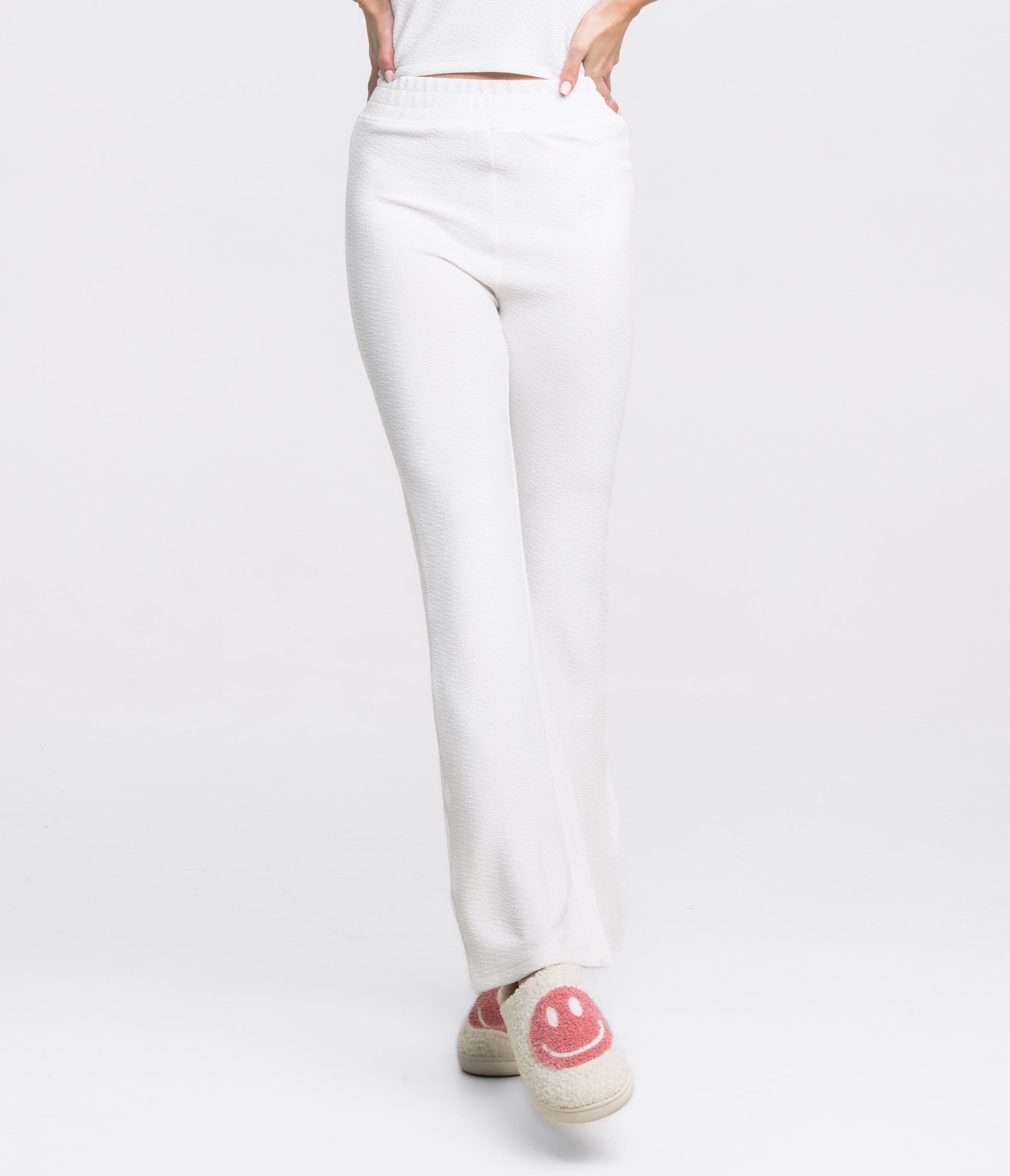 SSCO_W_Textured_Knit_Lounge_Pants_Fresh_Linen_1