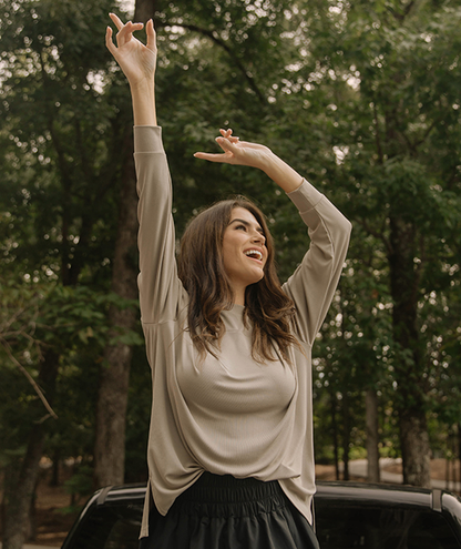Relaxed Essential Top LS - Hazelnut - image 3