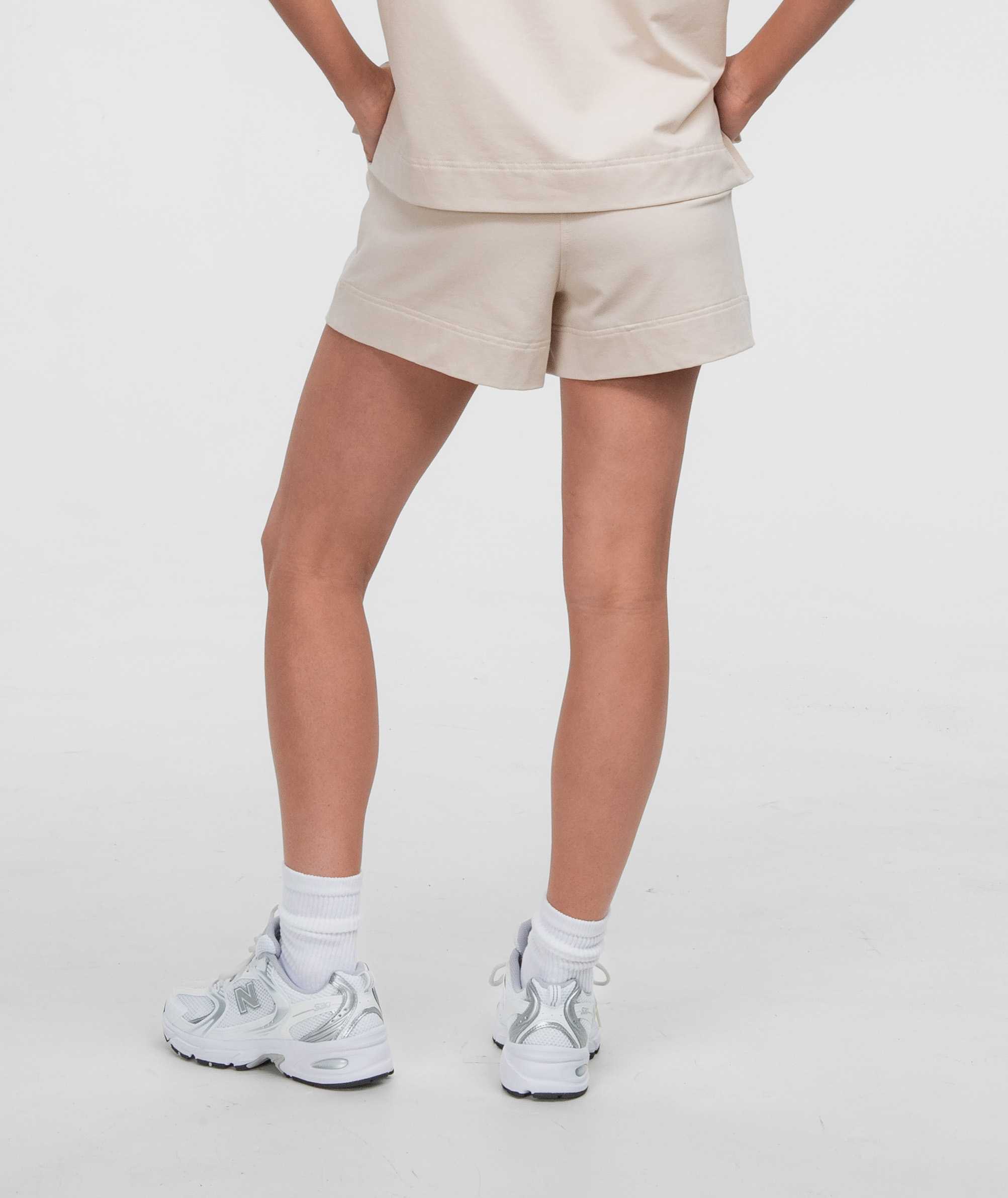 Off Duty Shorts - Linen - Image 3