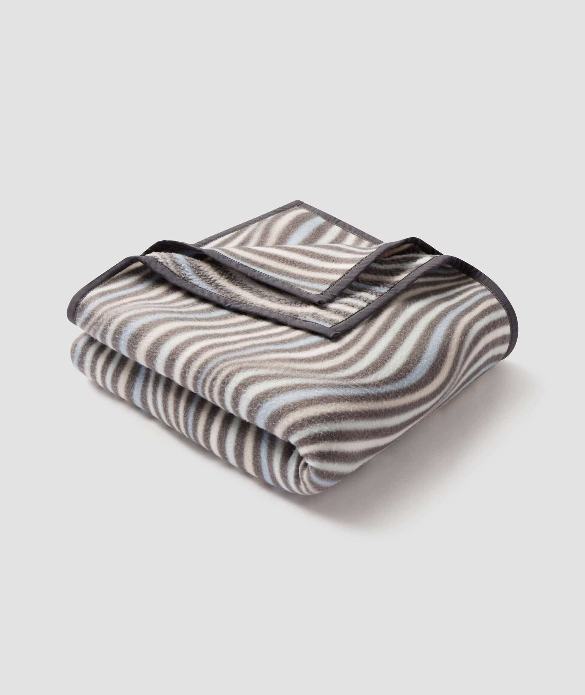 Teddy Blanket - Blue Fog - Image 1