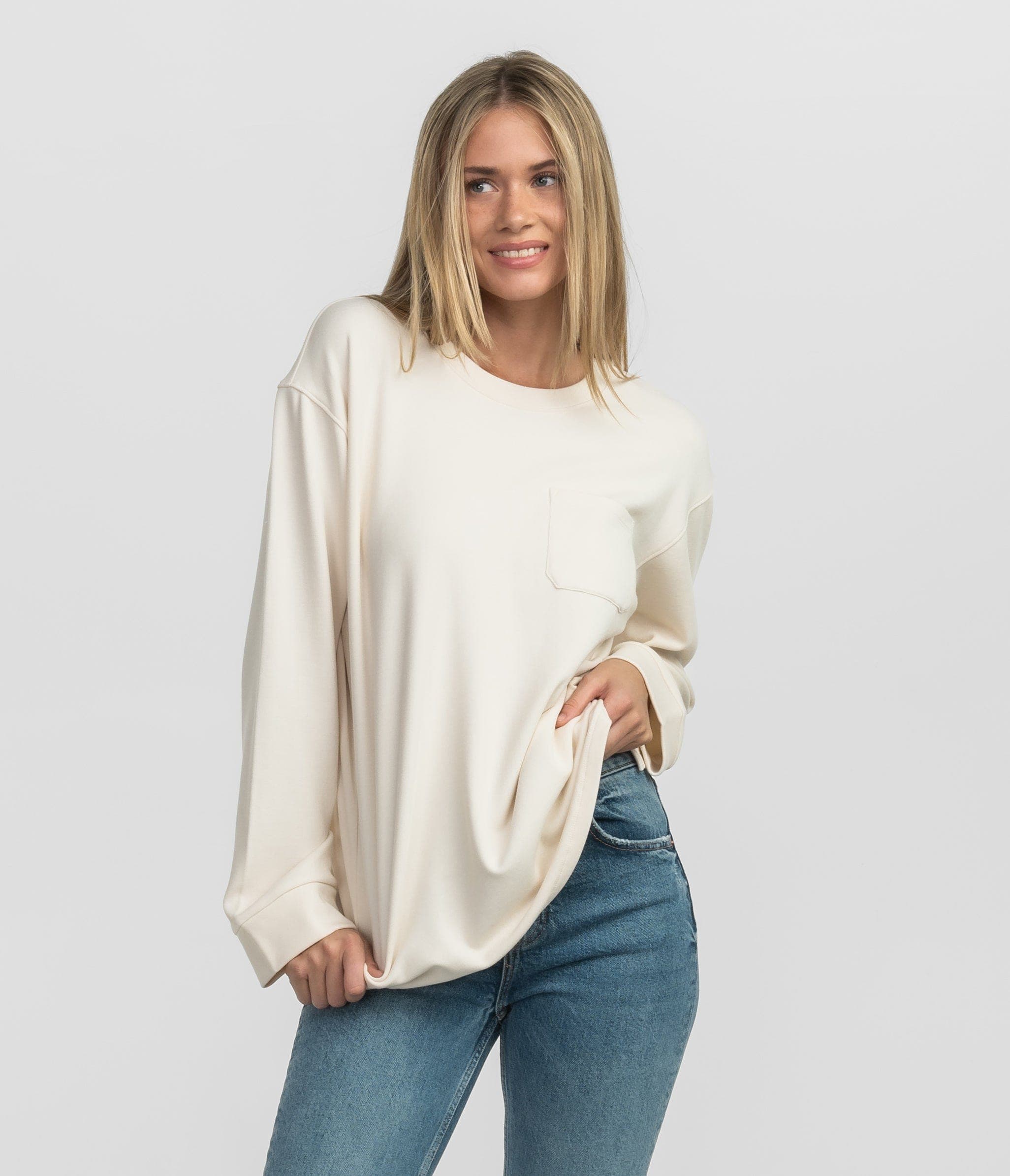 SSCO_W_The_Daily_Top_LS_Tops_Off_White_1