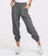 SSCO_W_Hybrid_Joggers_Magnet_1